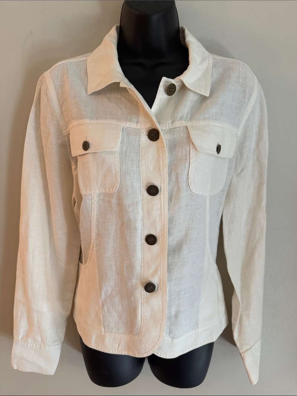 Linen Classic Women's Cream Button-Front Jacket